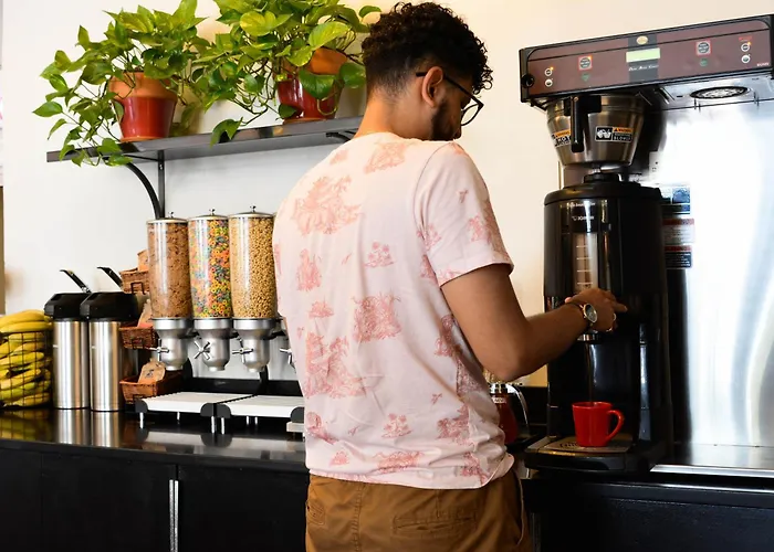 Chicago Getaway Hostel